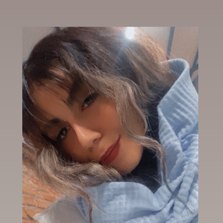 مهسا درخشان