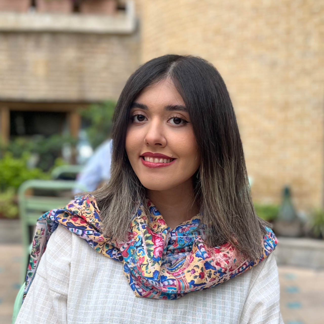 نیایش افشاربخش