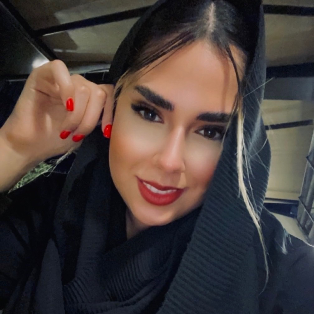 مهسا علیزاده