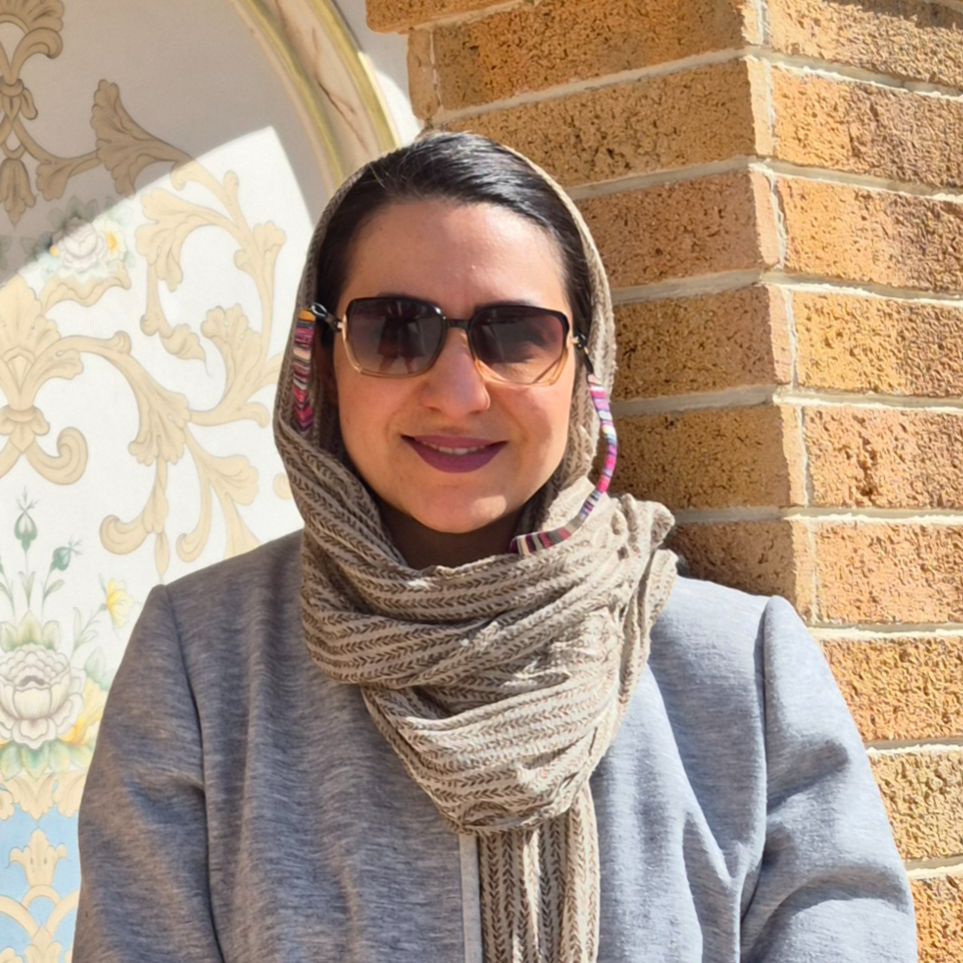 مینا کوچک زاده