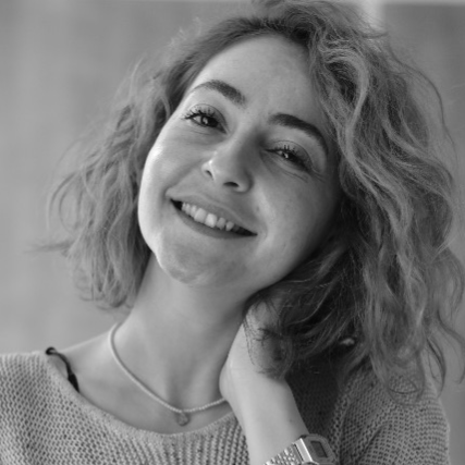 آی ناز رحیمی