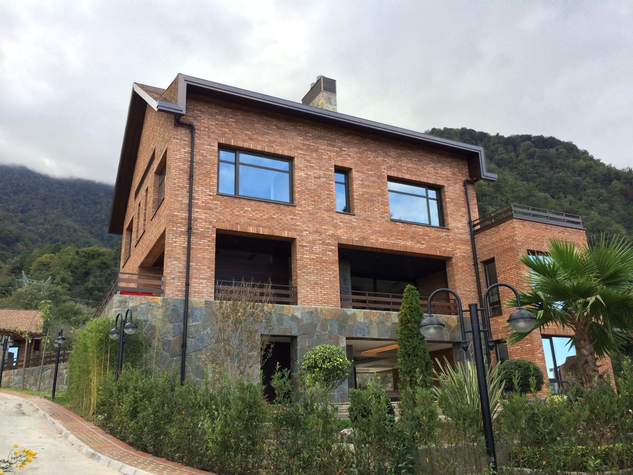https://app.punto.ir/storage/attachments/project/01JGCE6JWFRQMXZW7BV1GKJKR41735584336.jpg