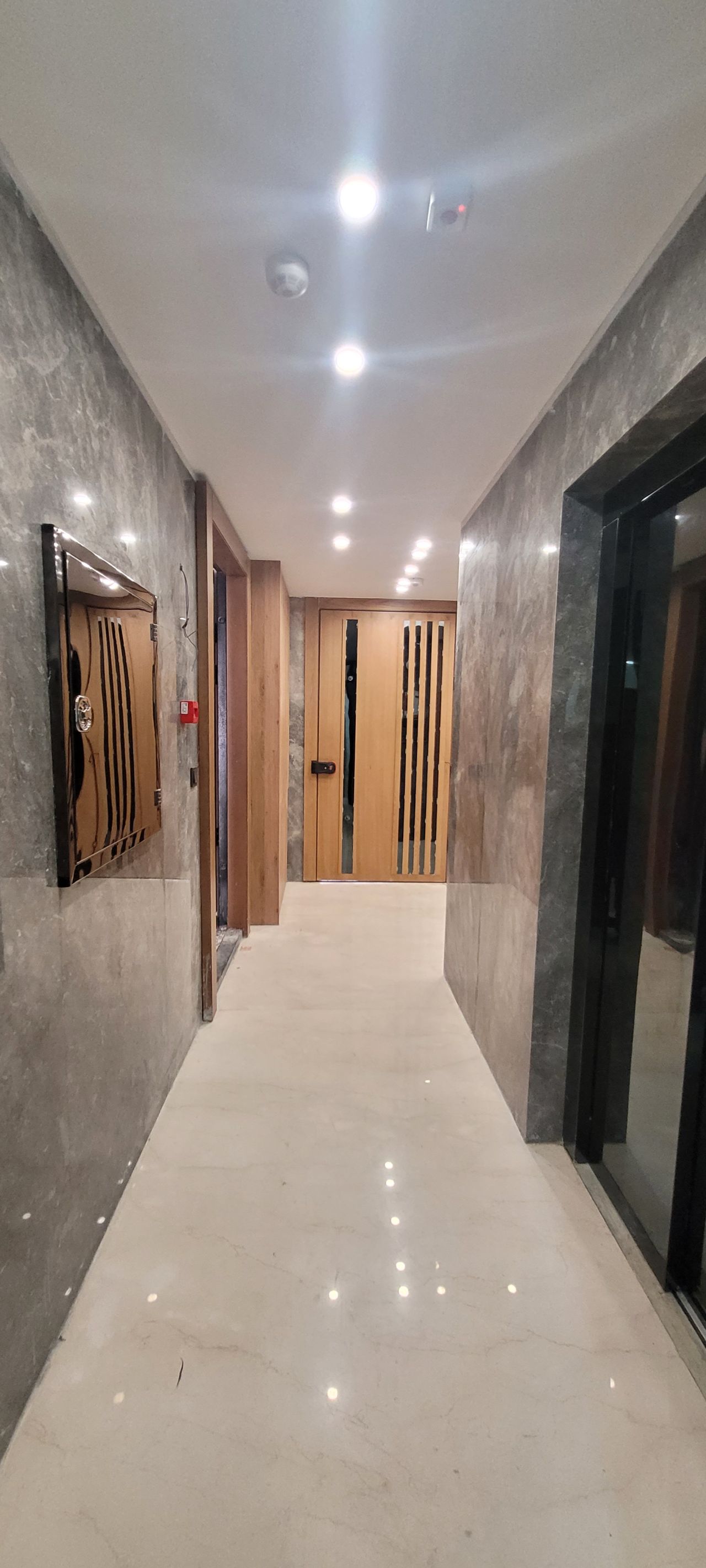https://app.punto.ir/storage/attachments/project/01JRJPBGMZ83NDDXJSDYDX5P9F1744384148.jpg